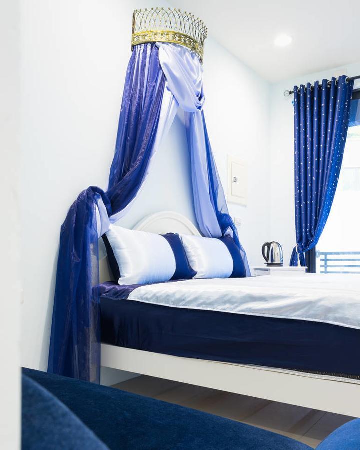 Kaohsiung Raifong Corner Homestay ภายนอก รูปภาพ