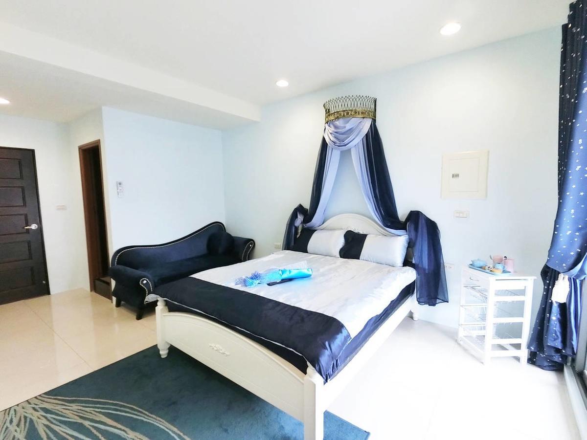 Kaohsiung Raifong Corner Homestay ภายนอก รูปภาพ