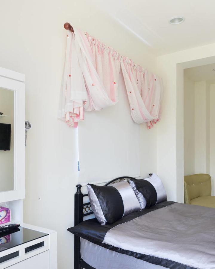 Kaohsiung Raifong Corner Homestay ภายนอก รูปภาพ